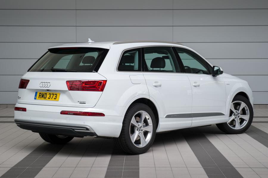  Audi Q7 e-tron TDI Quattro (4M) 2016 года  (UK) (фото 21 из 21)